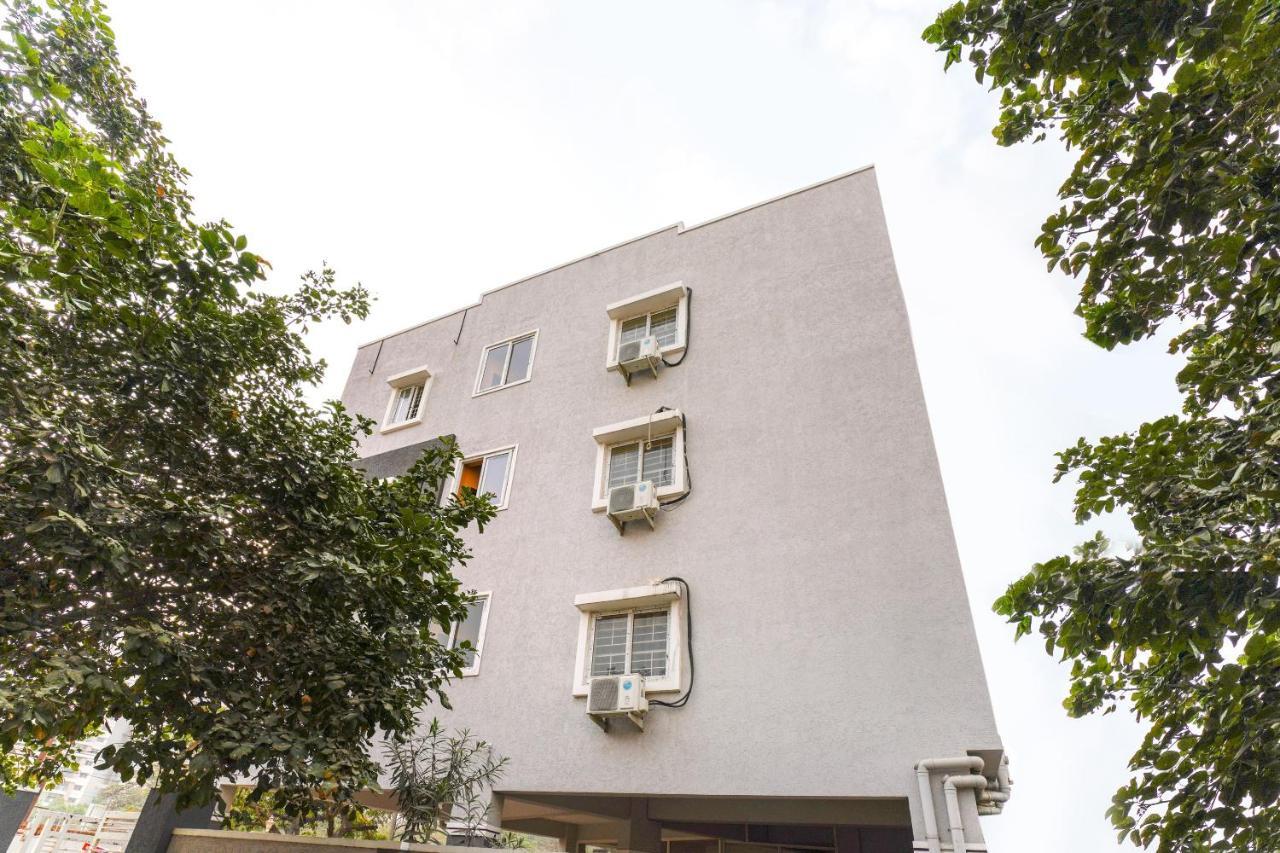 Vaccinated Staff - OYO 70286 Svr Grand Hotel Hyderabad Esterno foto